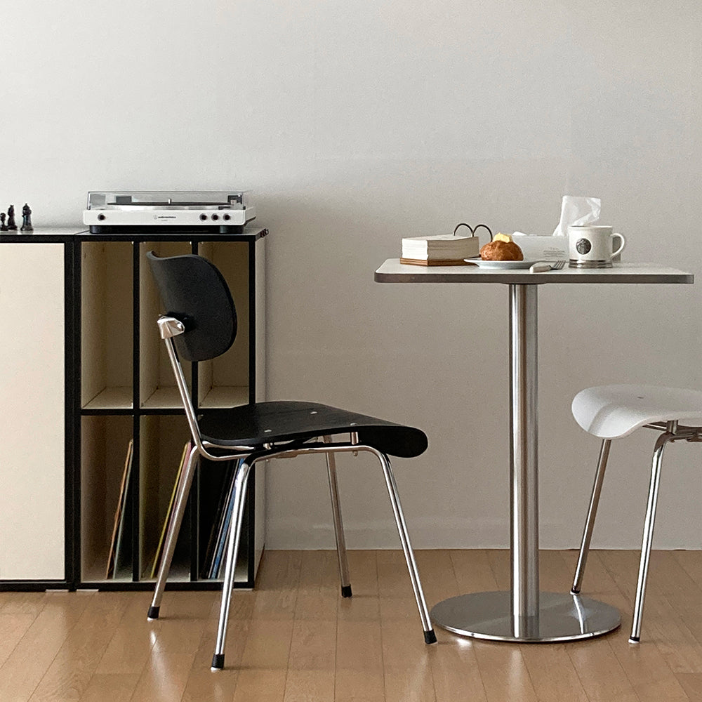 O'gre オグレ シルヴェンスクエアテーブル